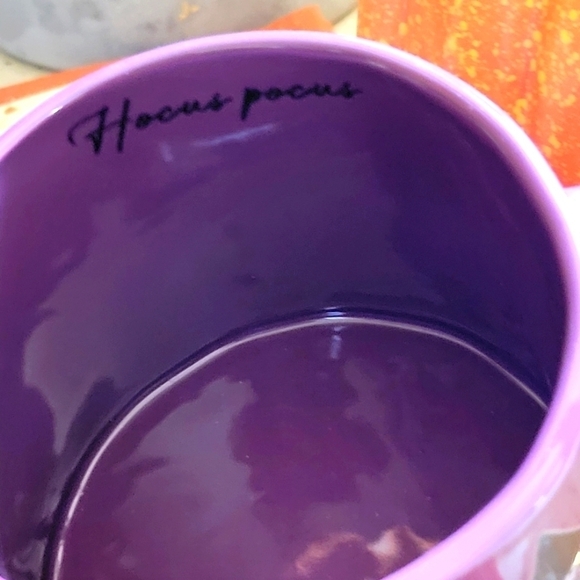 🦋HOCUS POCUS Ceramic Coffee Mug 17 OZ 
Coffee/ Tea - Picture 3 of 6